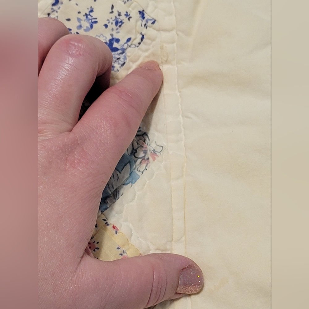 Vintage 8 point star Arch Quilt - Picture 6 of 17